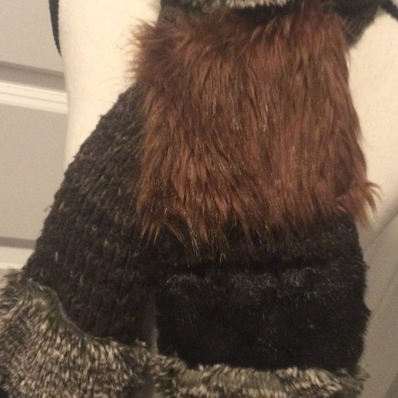 Patchwork fur tasseled scarf - Picture 4 of 7
